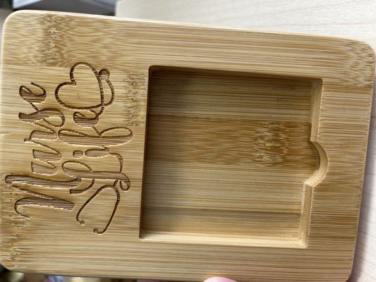 Dispensador de notas adesivas de bambu personalizado de madeira para escritório de negócios