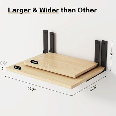 Prateleiras flutuantes de madeira para exibição de parede moderna em sala de estar elegante