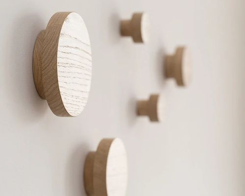 Porta-chave magnética de madeira de charme rústico para parede Oak Hook Organizador de entrada rústico