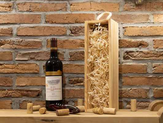 Caixa de vinho de madeira rectangular com impressão personalizada de aniversário de casamento