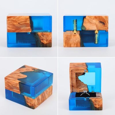Caixinha de anel de madeira feita à mão para encomenda personalizada