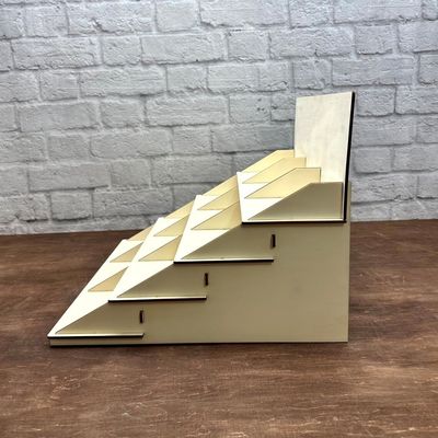 Embalagem de correio Y 4 Tier Stand Prateleira de exibição de madeira para tela de mesa de sobremesa de tamanho personalizado