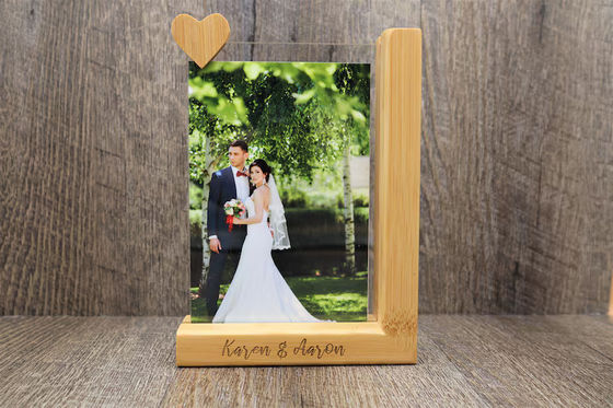 Quadro de mesa de madeira para impressão de fotos personalizadas em momentos inesquecíveis