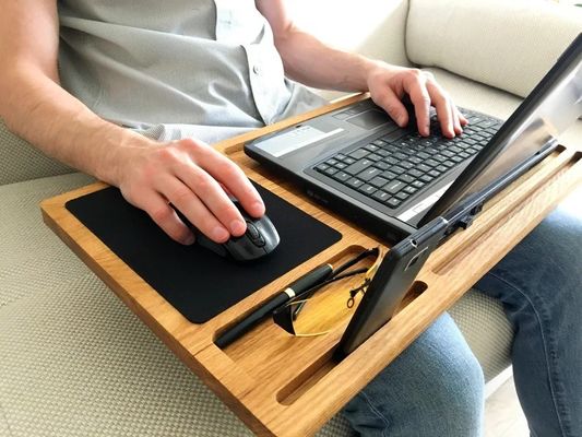 Caixa portátil de computador de madeira Posicionamento de carvalho não dobrável com mouse pad e estação de trabalho