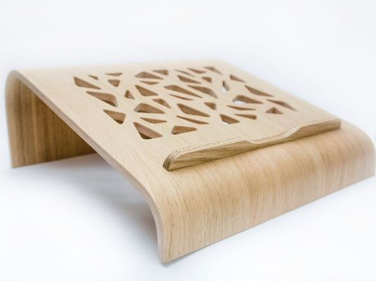 Estacionamento de computador portátil de madeira funcional Economia de espaço Refrigerador Ventilação Elevador de mesa de computador