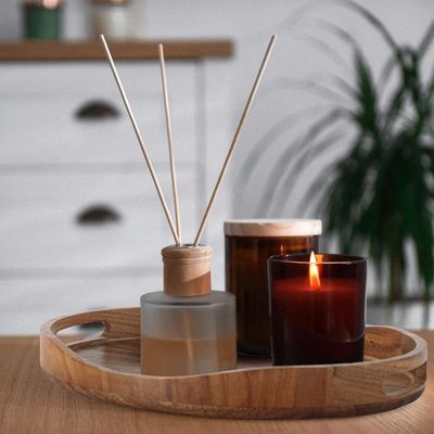 Tamanho personalizado 17 "x13" bandeja redonda de madeira decorativa para sala de estar impressão laser gravura