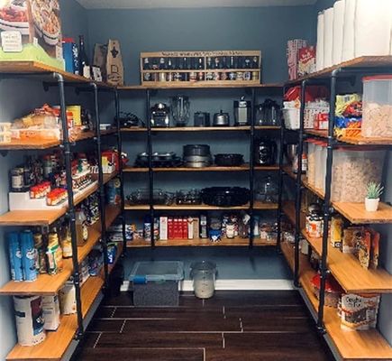 Montador de parede industrial de madeira Prateleira de tubos de ferro para bricolage Prateleira de escritório aberta Prateleira de cozinha