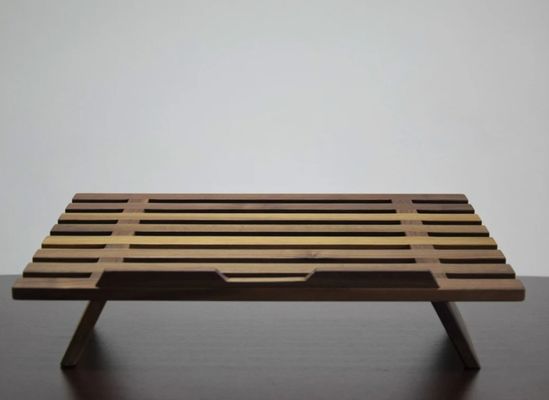 Stand de portátil de nozes de madeira Logotipo personalizado Elevador e suporte de portátil artesanais de madeira