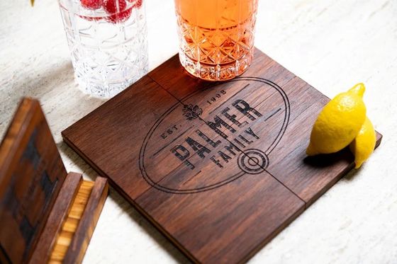 Subterrâneas de nome de família com suporte opcional Feitas de bambu Beech Walnut Oak MDF ou pinheiro