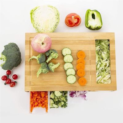 Tabela de corte de bambu rectangular com 4 bandejas de recipiente Tabela de corte de madeira de cozinha