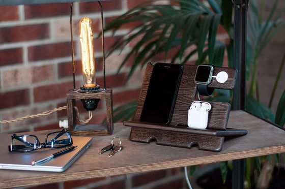 Laser gravado de madeira preguiçoso porta celular personalizado Stand com Phonestand e Slot de caneta