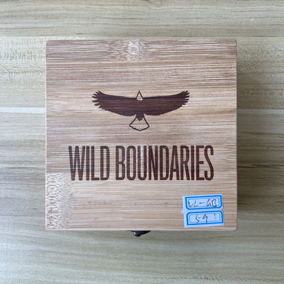 12.8x12.8x4.5cm Promoção Custom Grave Logotipo Caixa de presente de bambu para Outra arte de presente