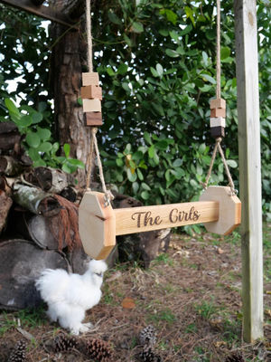 Brinquedos de frango Percha de gato montada na parede Adequada para gatos e animais