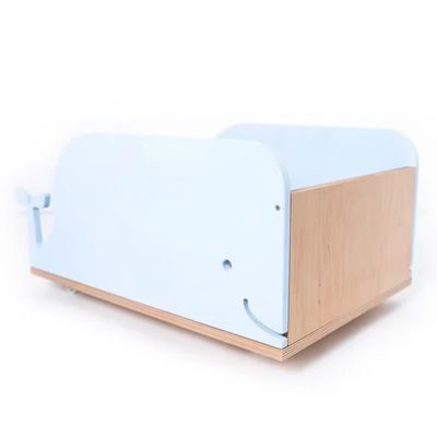 Caixa de brinquedos de madeira em rodas personalizada como seu pedido para a organização de brinquedos infantis