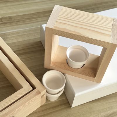 3pcs Solid Pine Wood Wall Shelf Conjunto com Plantadores de Cerâmica Branca Decoração de Escritório em Casa feita à mão
