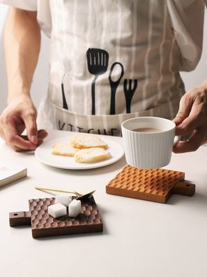 Tapete de isolamento criativo de madeira maciça para suporte de xícara de café de madeira de cereja