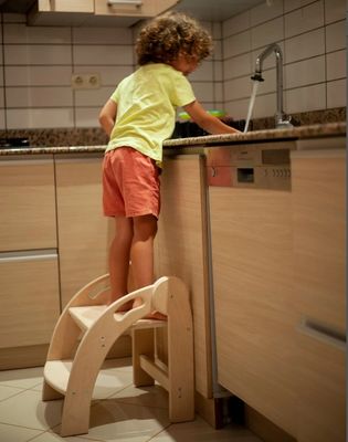 Logotipo personalizado Tabuleiro de passo de madeira para crianças Tabuleiro de criança dobrável Design Montessori