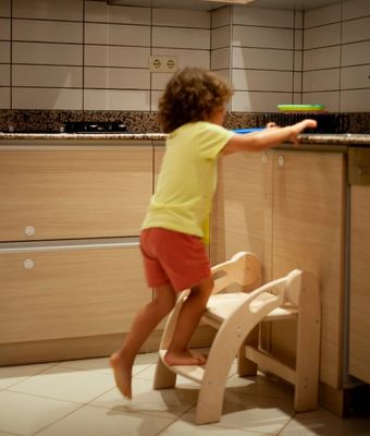 Logotipo personalizado Tabuleiro de passo de madeira para crianças Tabuleiro de criança dobrável Design Montessori