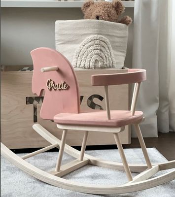 Home Office Cabalo de balanço de madeira personalizado Juguete Cabalo de madeira Montessori Cabalo de balanço de madeira