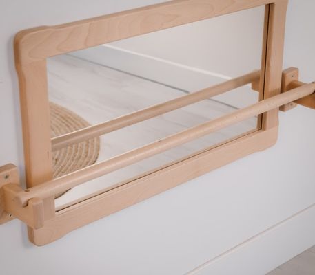 Montessori Grande Espelho e Long Pull Up Bar de Madeira poupar espaço para a ocasião do Ano Chinês