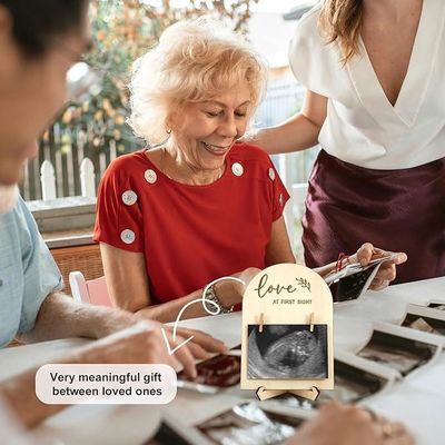 Impressão de corte a dedo 7,9 x 5,7 polegadas Quadro de foto de bebê de madeira fofinha para decoração de berçário