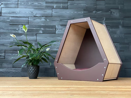Economize espaço Função Pet House com design de madeira moderna e cor de madeira natural
