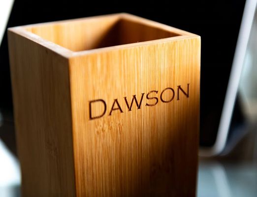 Tela de armazenamento de mesa de escritório porta caixa para canetas e lápis em estilo de madeira moderna