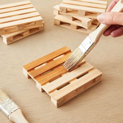 Madeira de cor simples 3.9 X 3.9 Em Logotipo Personalizado Tamanho Quadrado Mini Pallet Natural Cup Mat