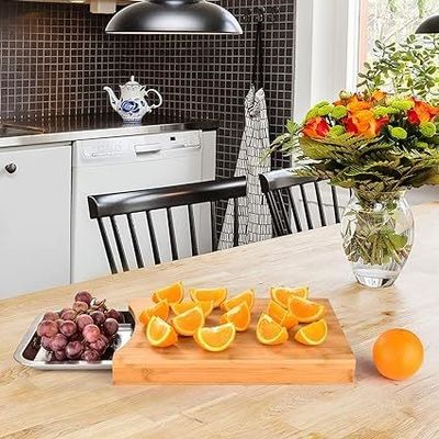 Tabela de corte de bambu elegante com bandejas e gaveta de deslizamento 13,4 x 9,4 x 1,6 polegadas