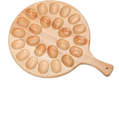 Placa de ovos de madeira e tabuleiro de charcuterie para o Natal de Páscoa