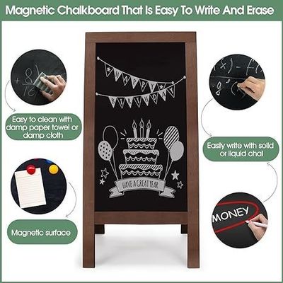 Tabuleiro de calcário de madeira queimada para menus de cafés e restaurantes