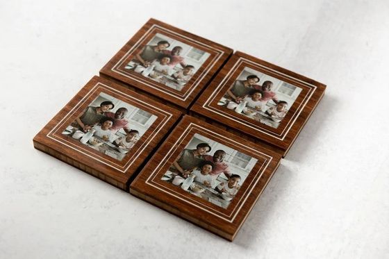 Quadro fotográfico de madeira com estilo personalizável