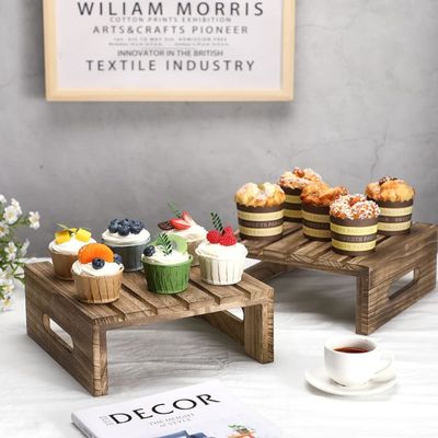Rustico Castanho de madeira queimada Stand bolo de madeira sobressalentes buffet Display Holder por clientes