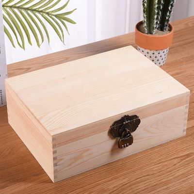 Barnizamento Manuseio Estilo Vintage Pequena caixa de fotos de casamento de madeira personalizada com fechadura