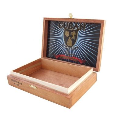 Caixa de cigarros de madeira feita à mão com impressão e embalagem de logotipo personalizado