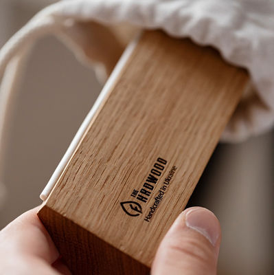 Desenho funcional Stand de laptop de madeira para Macbook Multifuncional e ergonômico