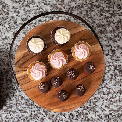 Como seu pedido 2 camada de madeira de servir bandeja com suportador de metal de bolo dessert exibição