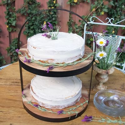 Como seu pedido 2 camada de madeira de servir bandeja com suportador de metal de bolo dessert exibição