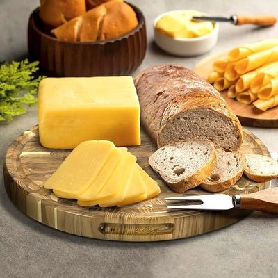 Serviço personalizado Tabela de corte de madeira de 15 polegadas com design ecológico e sulco de suco