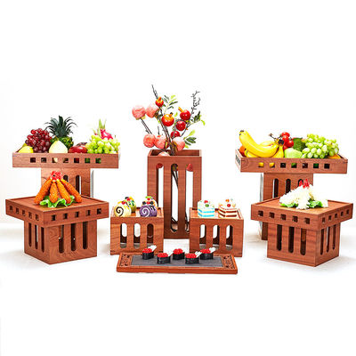 Logotipo personalizável aceitável 3 camadas de bolo de madeira de frutas para sobremesa