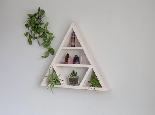 Design minimalista Prateleira de parede triangular de madeira Prateleiras de display de cristal para armazenamento em casa