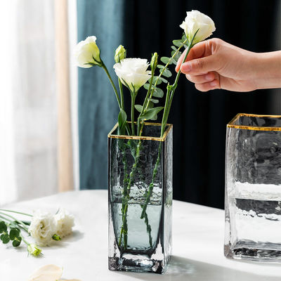 Vãs de cristal de vidro retangulares em grande quantidade - Uma necessidade moderna para casamentos e outros eventos