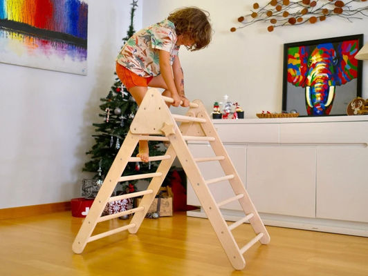 Conjunto de triângulo de escalada de madeira personalizado para crianças Parque de jogos Montessori