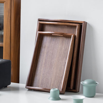 Logotipo personalizado aceitável bandeja de serviço de madeira de noz de ponta artesanal com alças