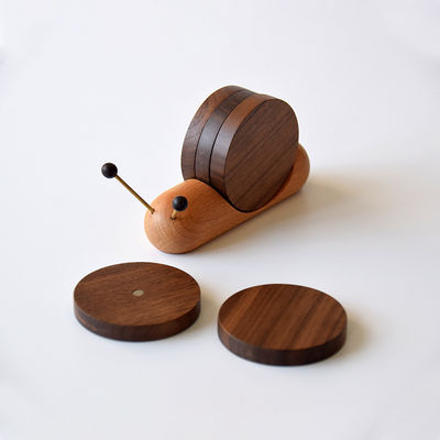Coasters de nozes pretas Design criativo de caracol Copo de isolamento de madeira Prato estilo moderno