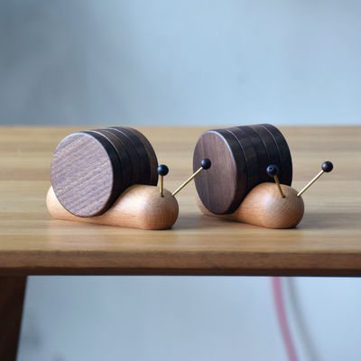 Coasters de nozes pretas Design criativo de caracol Copo de isolamento de madeira Prato estilo moderno