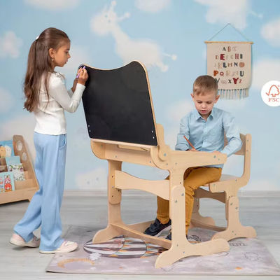 Montessori Kids Study Furniture Set Dimensões personalizadas Mesa e cadeira de madeira com mesa de giz