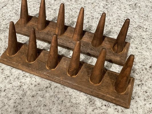 Double Tier Custom Joias de Madeira Finger Ring Display Stand Organizador com Logo Design