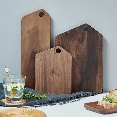 Logotipo personalizado aceito Manual estilo nórdico forma de montanha Black Walnut Pain Board