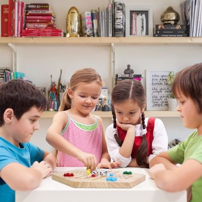 Jogo de tabuleiro de madeira de mármores de dois lados de carvalho sólido de alta quantidade com logotipo personalizado